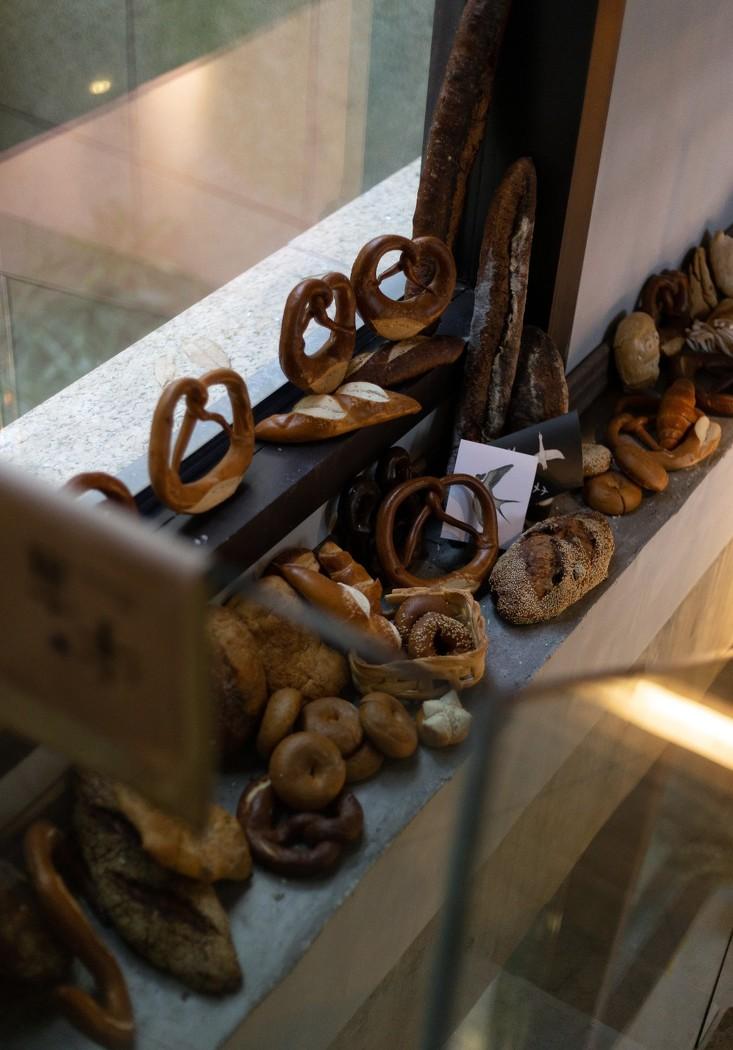 FY 空间设计 | 咖啡烘焙生活馆的舒适美学-13