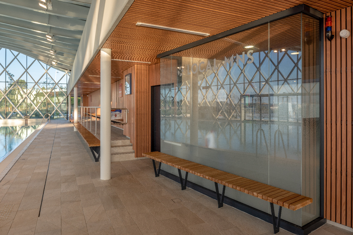 体育馆丨MultiplexeAquatique-159