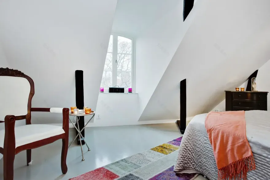 瑞典独特 Loft 设计,玻璃钢 mezzanine 打造惊艳阅读空间-15