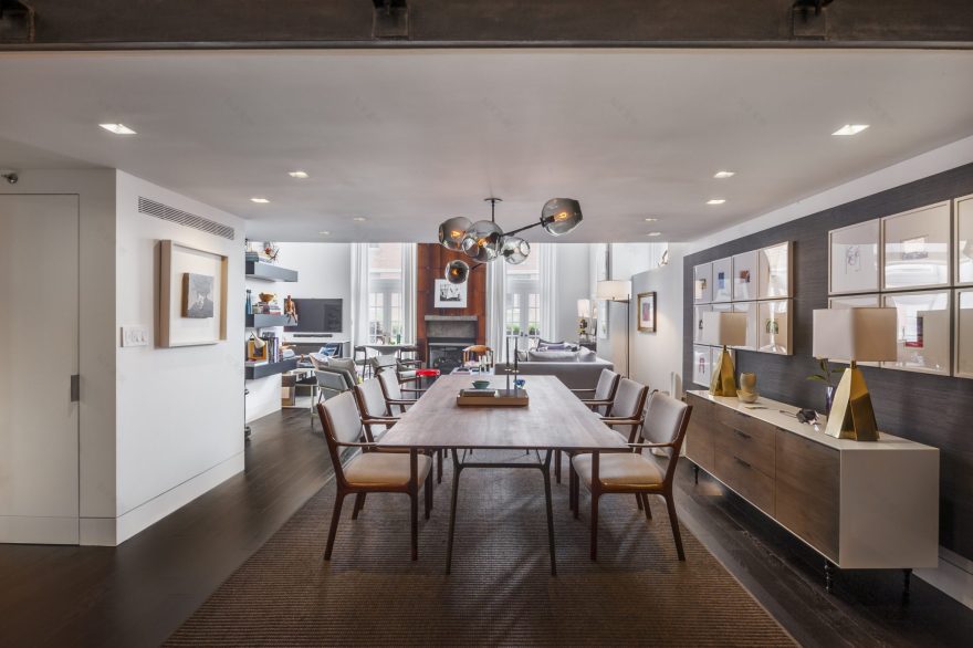 MRTA 打造现代艺术画廊般的切尔西复式公寓-9