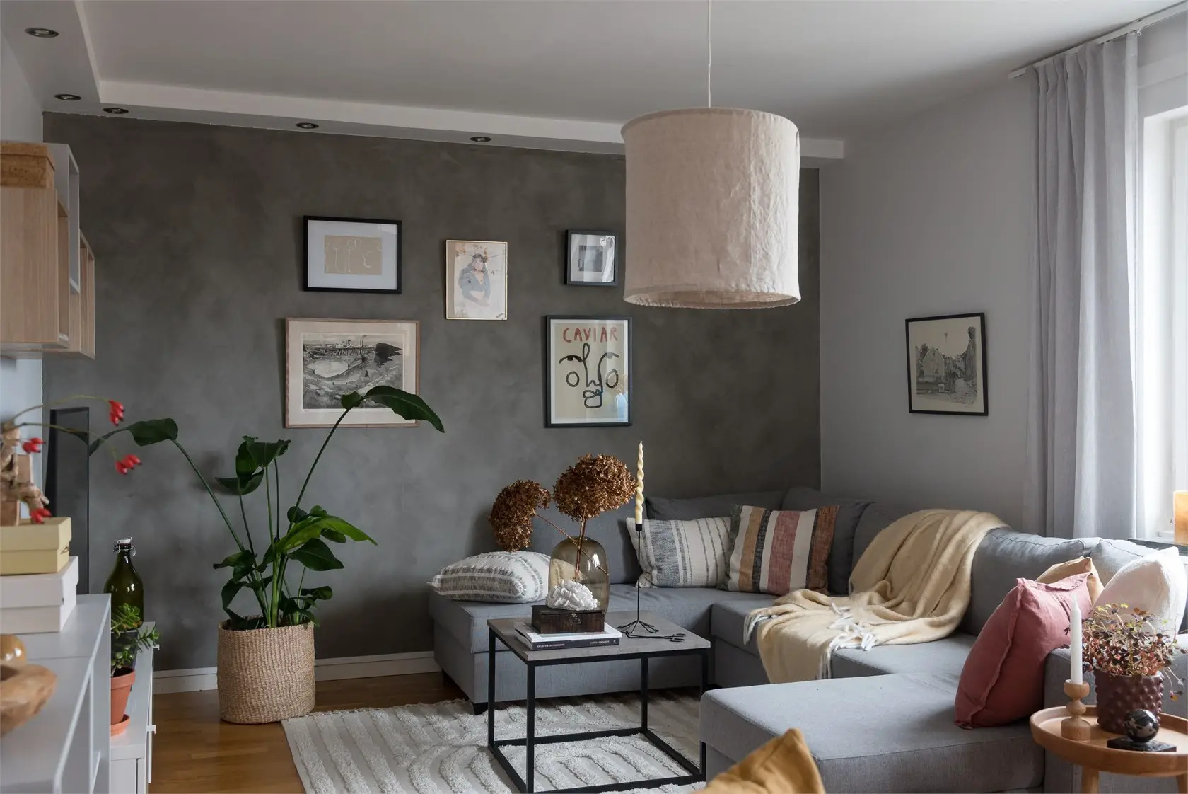 瑞典湖景公寓 | 灰色优雅与自然和谐共生-4