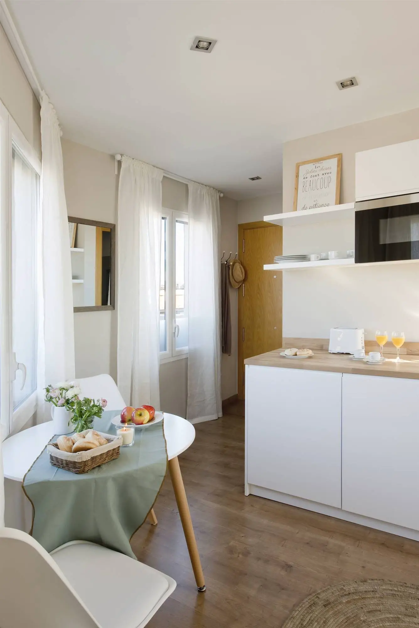 巴塞罗那 16m2 迷你公寓，精致设计展现舒适生活-2