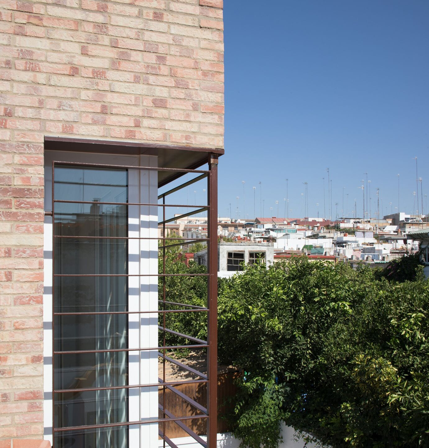 融合新旧的西班牙乡村风格住宅-15