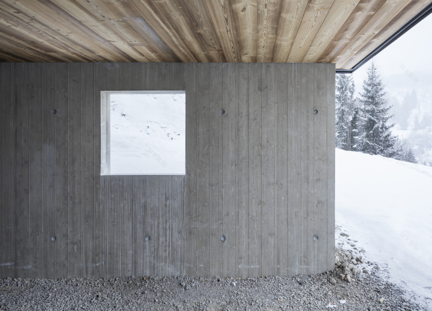 Mountain House Studio Razavi architecture-54