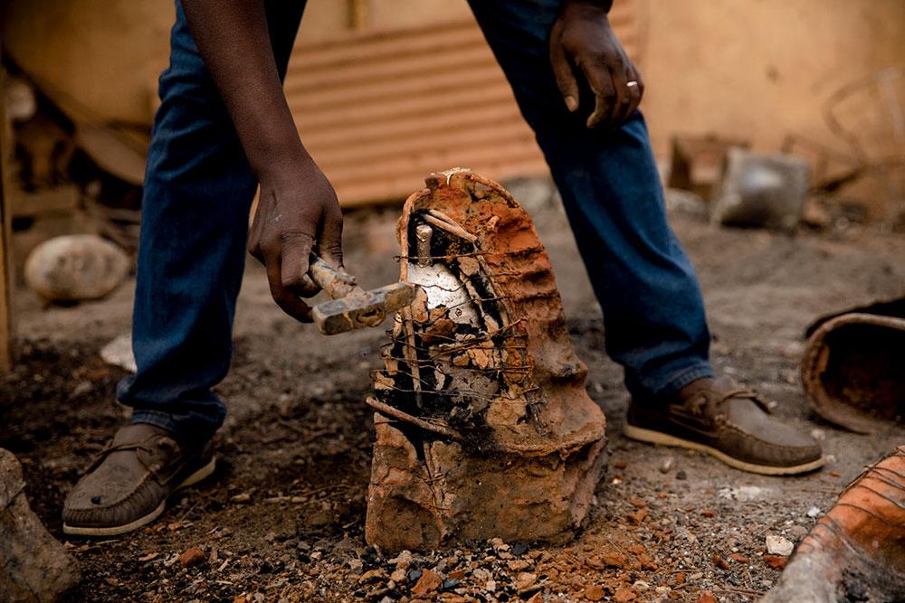 “回声”灯 | 歌颂西非文化的诗意爱情颂歌-21