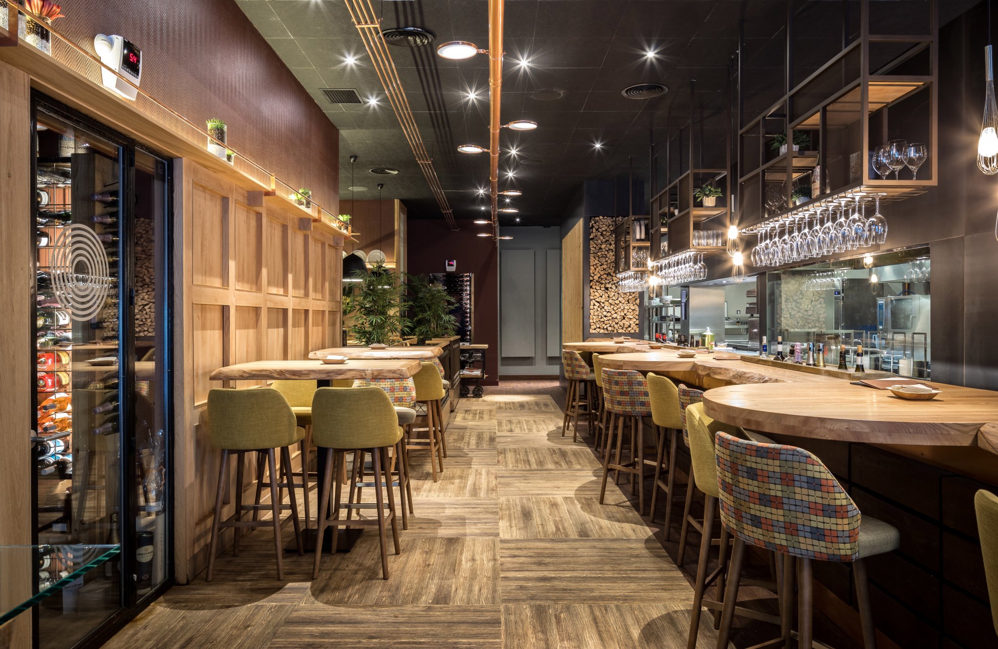 Malaga 知名餐厅设计丨西班牙丨Paco Lago 等-11