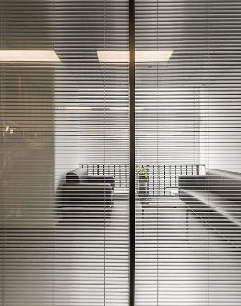 简约至上的天津融侨中心办公室设计-26