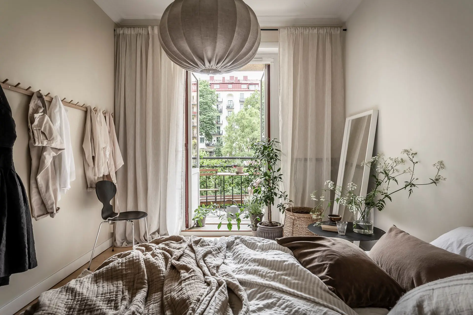 瑞典公寓绿色植物装饰设计-12