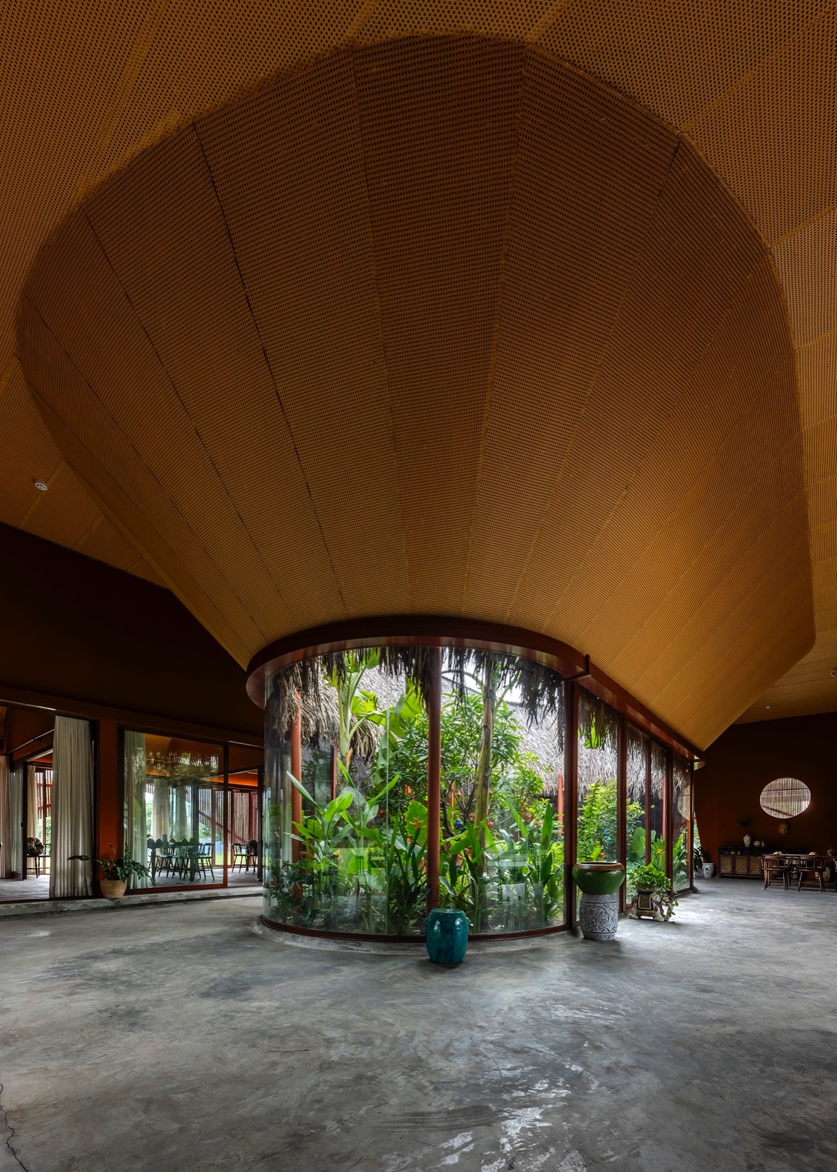 Nhà Tú花园餐厅丨越南丨Long Nguyen Design-126