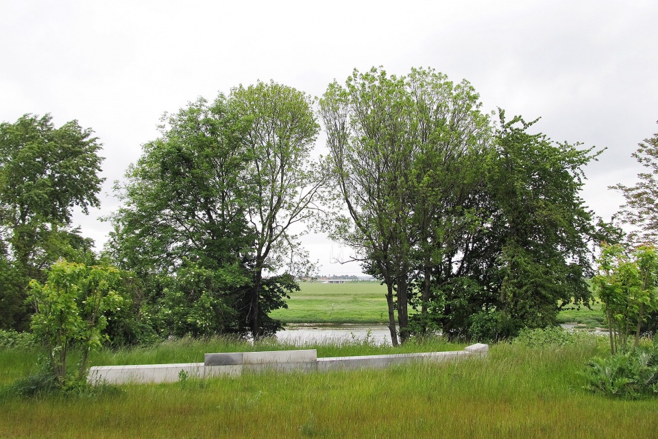 里萨易北河畔公园丨德国丨德国雷瓦德景观建筑事务所-34