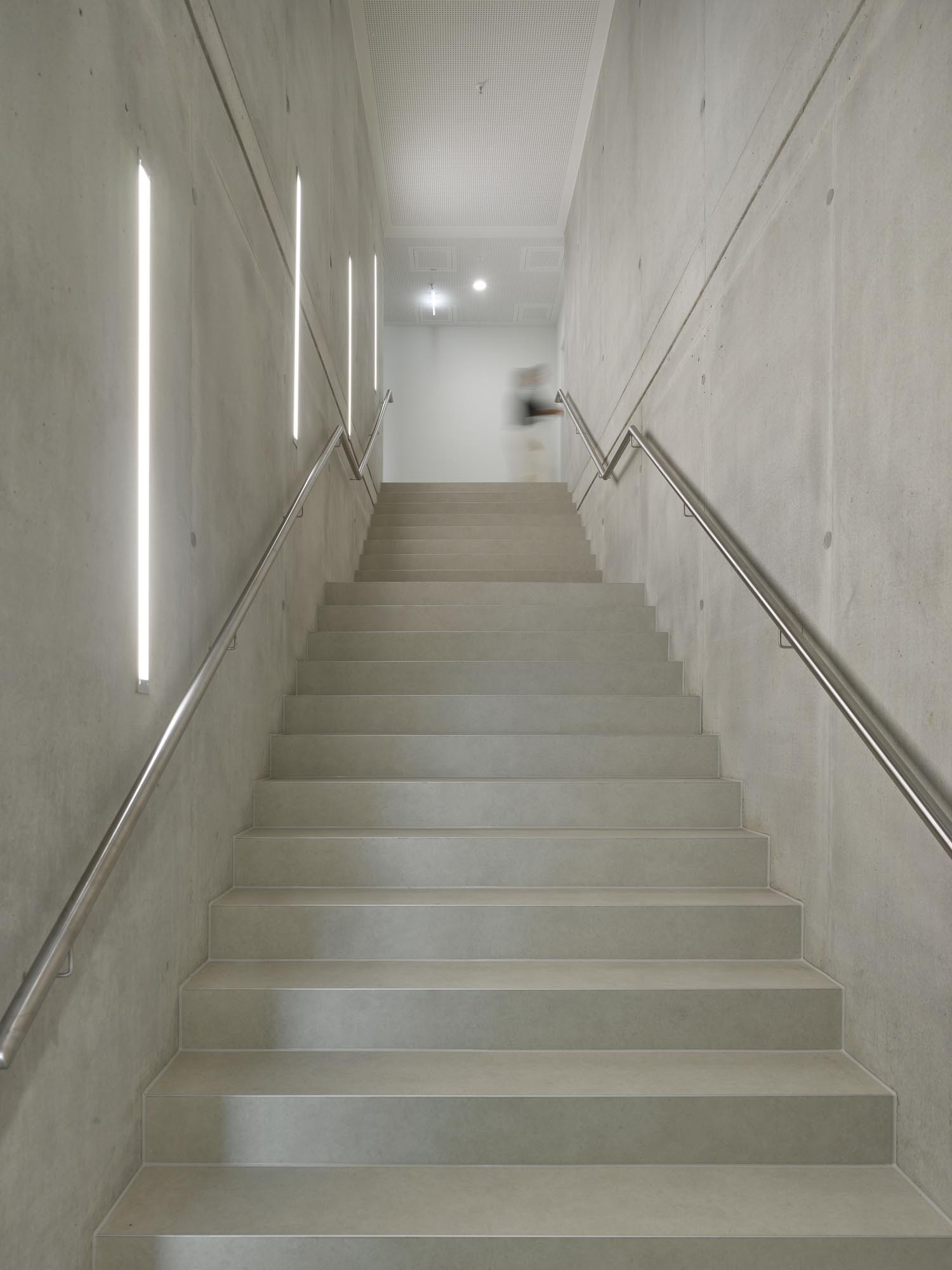 New High-Rise-Block Böblingen District Hospital / Baumschlager Eberle Architekten-14