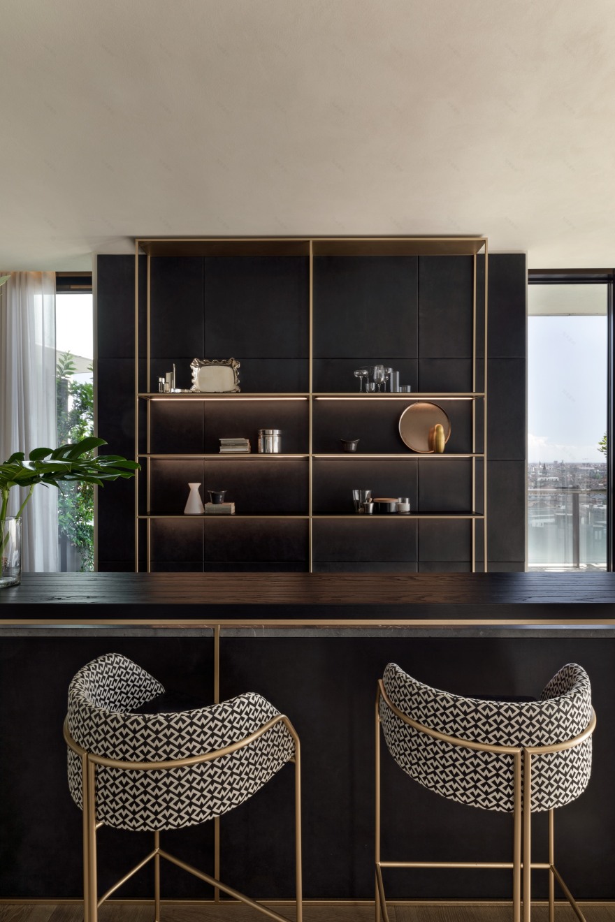 米兰地标建筑里的混搭艺术空间-12