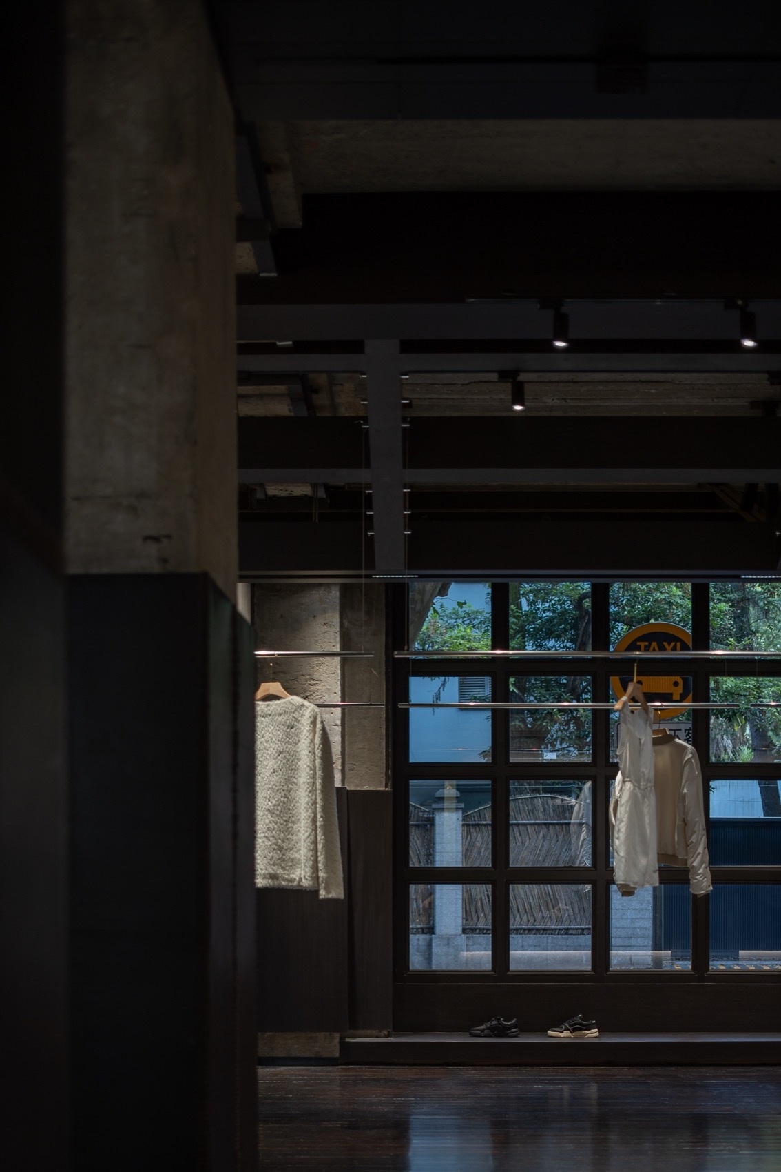 上海 The last Redemption 服装店丨中国上海丨直距设计-11