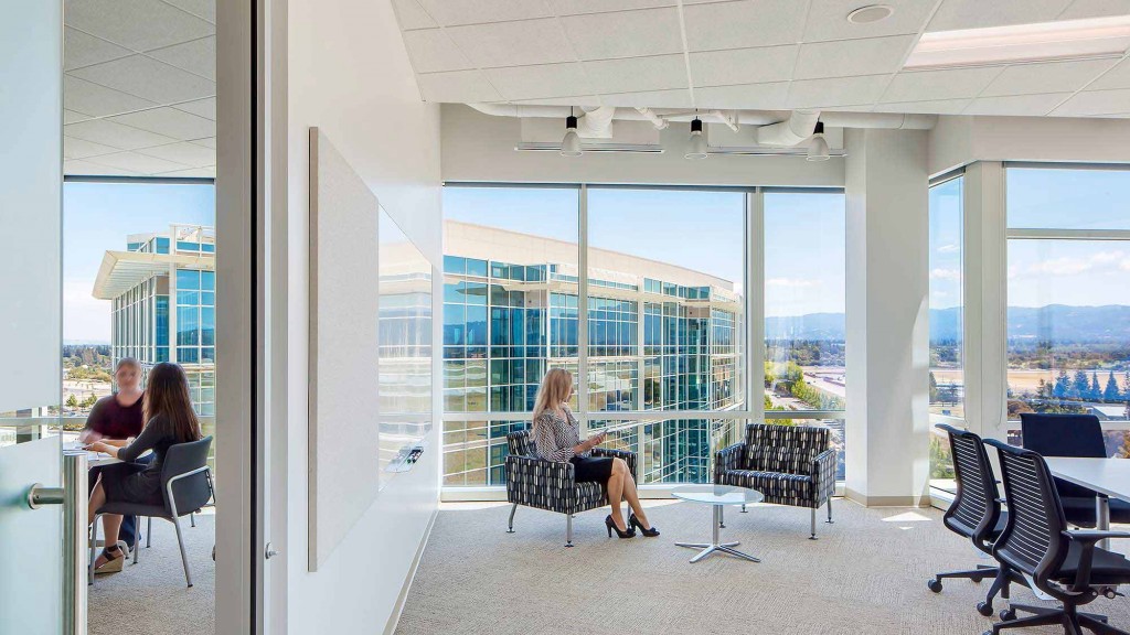 硅谷科技巨头 Gensler 设计的新办公室-1