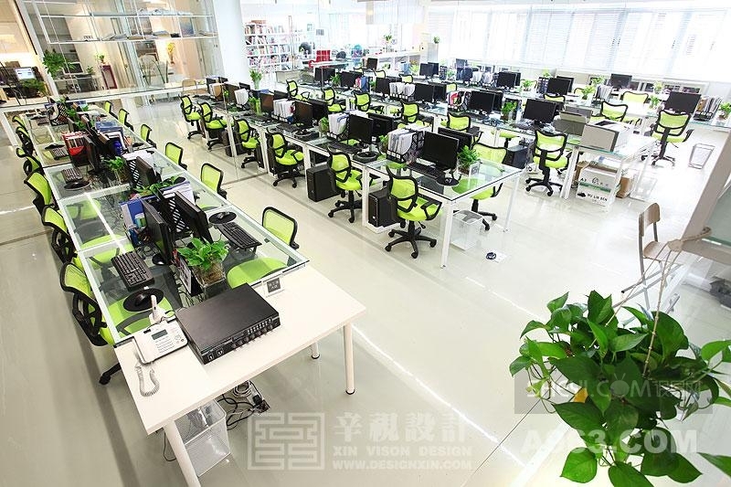 辛军打造现代简约办公空间-4