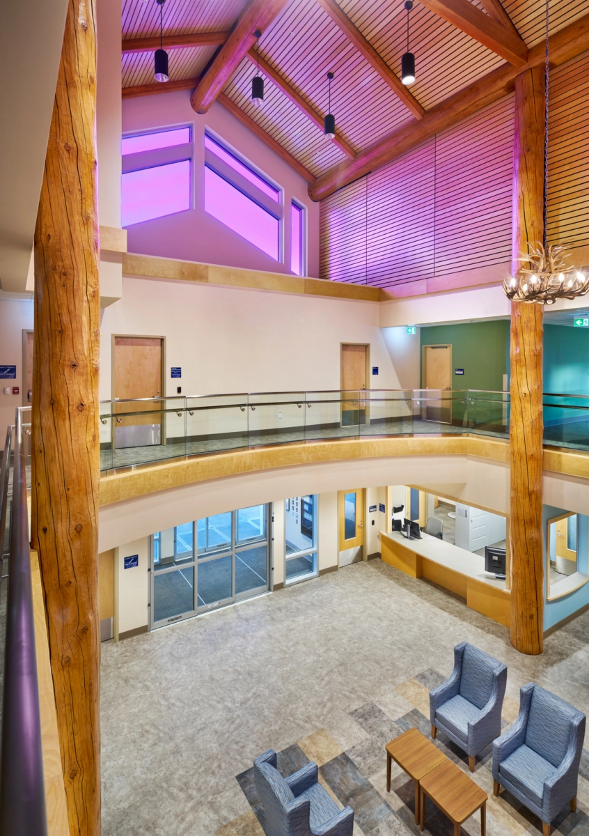 加拿大惠斯勒养老社区中心-12