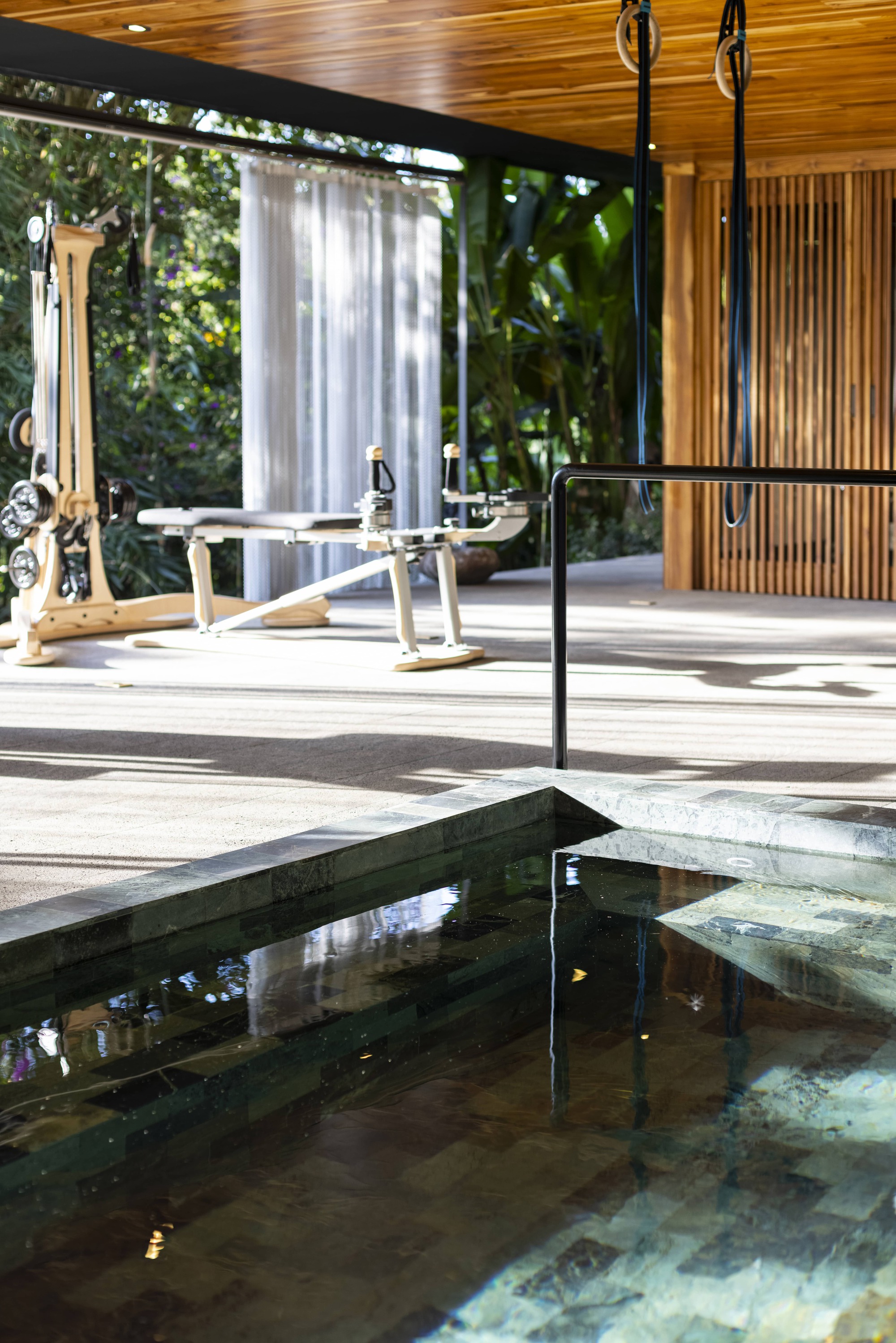 丛林健身房,空洞空虚空白丨哥斯达黎加圣何塞-32