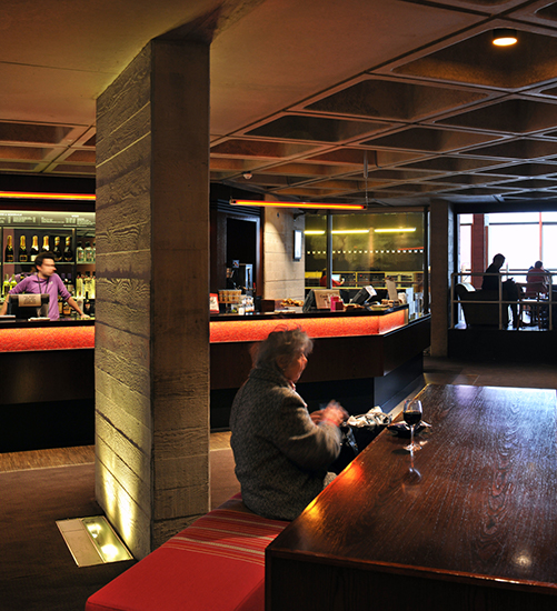 伦敦泰晤士河南岸国家剧院室内设计丨英国伦敦-15