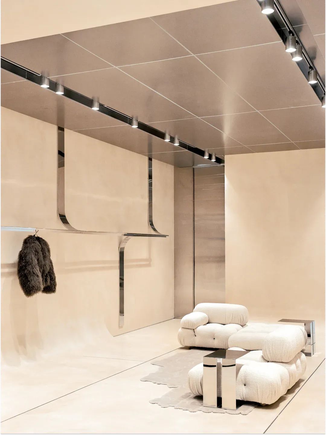 MISHA 旗舰店精品店丨米兰 WANT Studio-2