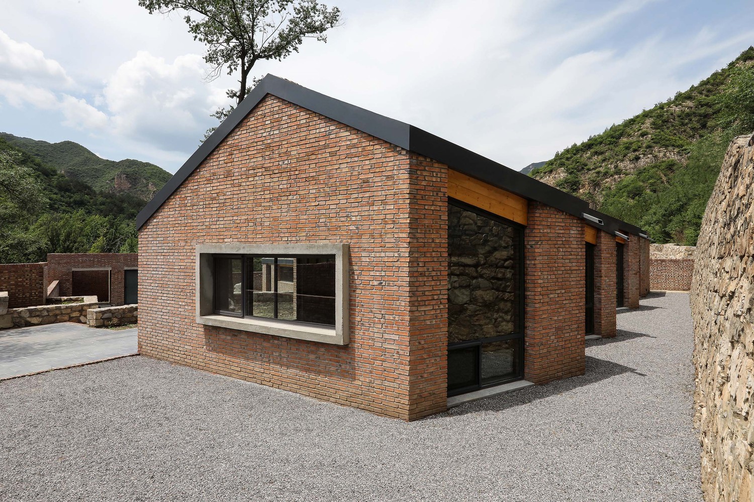 废弃村庄中的重生之家丨中国北京-18