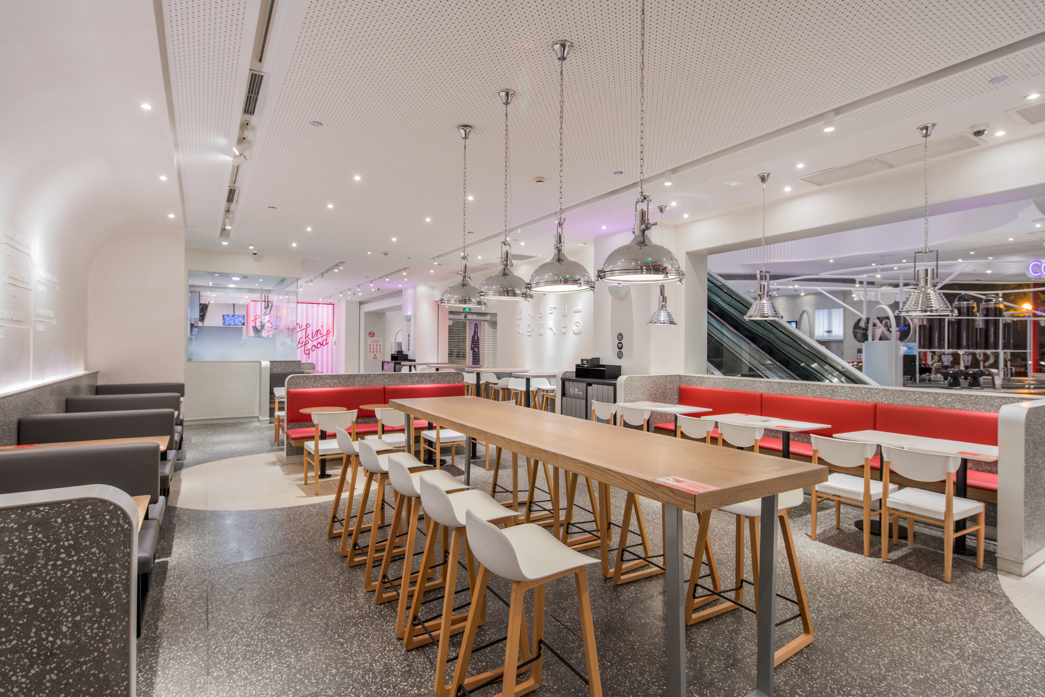 上海和平电影院 KFC 餐厅·穿梭时空的未来之旅-20