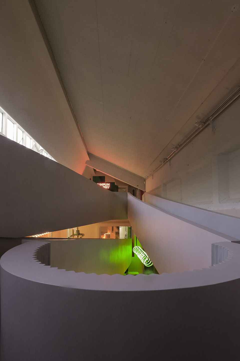 FUNFUN GALLERY 放放丨中国杭州丨利落建造-17