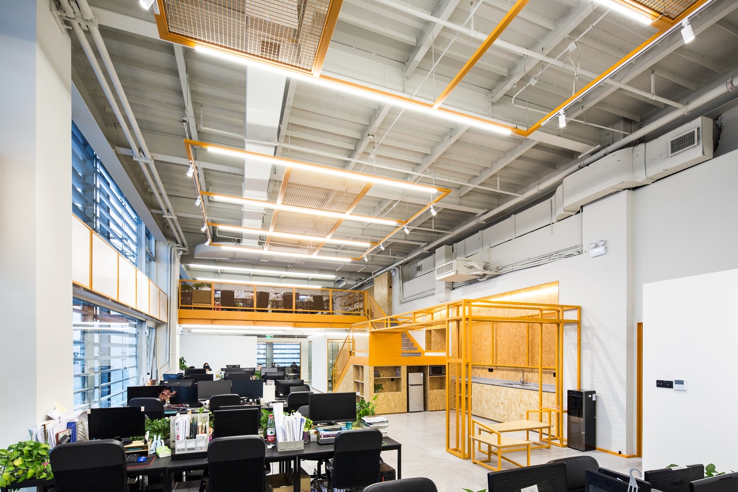 Belugadesign Office  ATMOperation-60