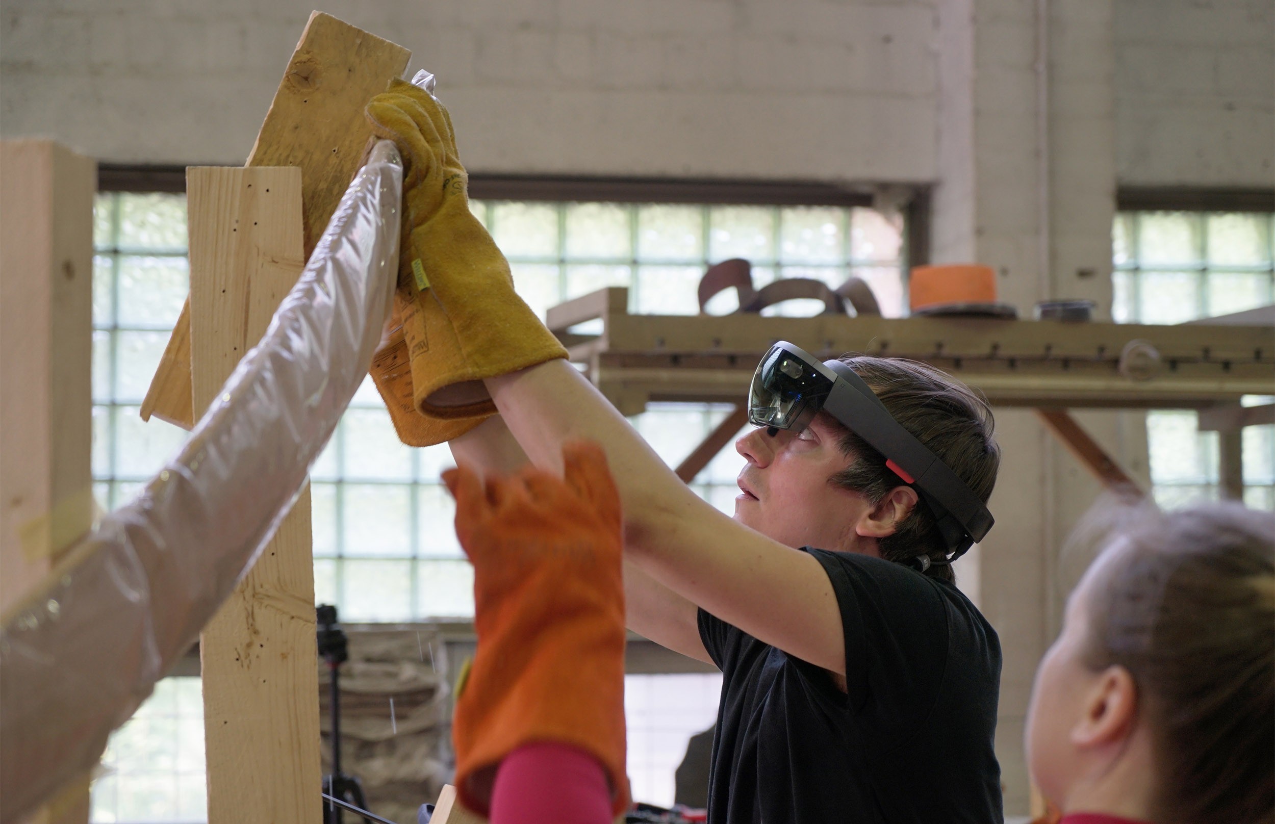 爱沙尼亚塔林双年展“蒸汽朋克”装置艺术-12