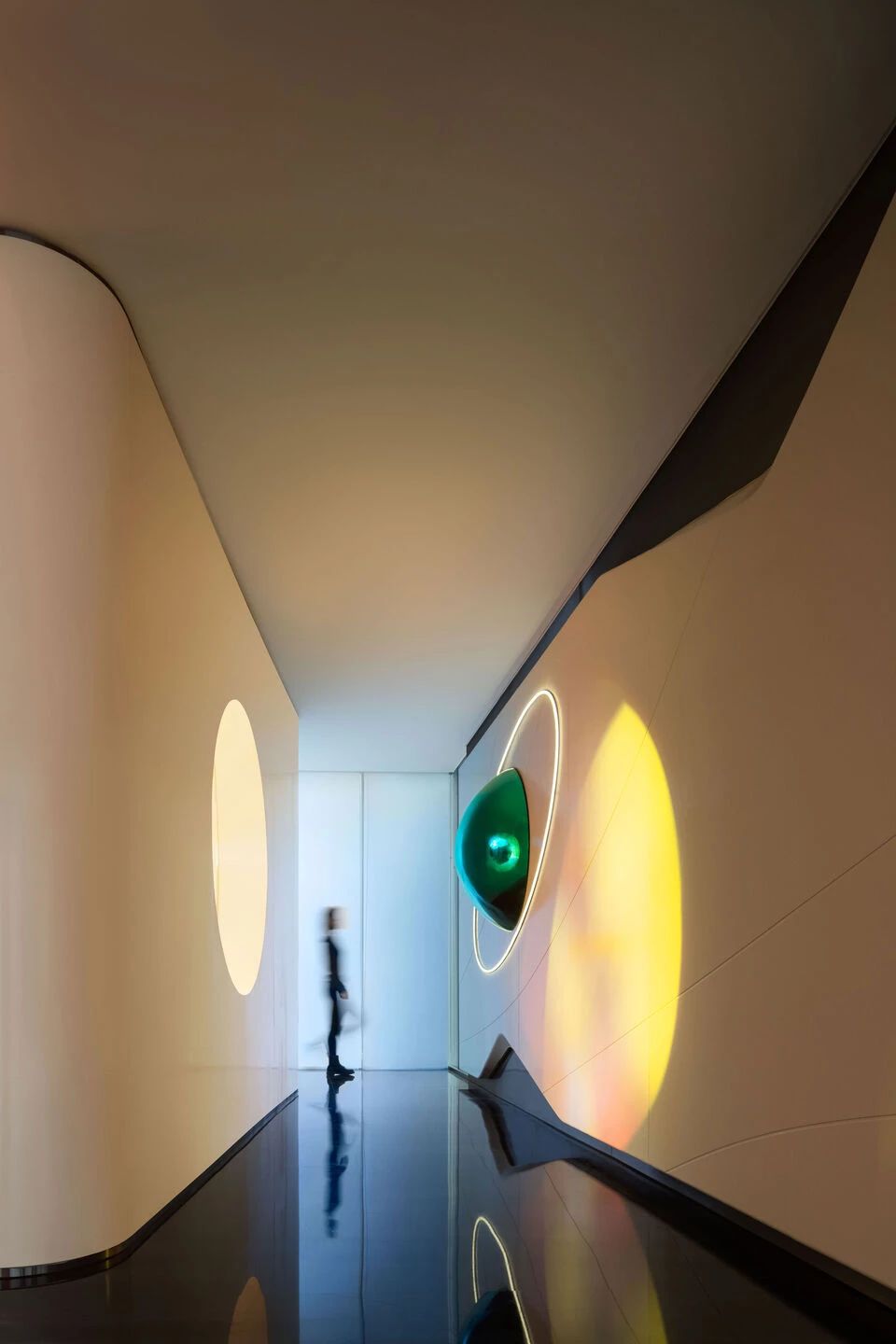 “太空漫游”销售中心-7