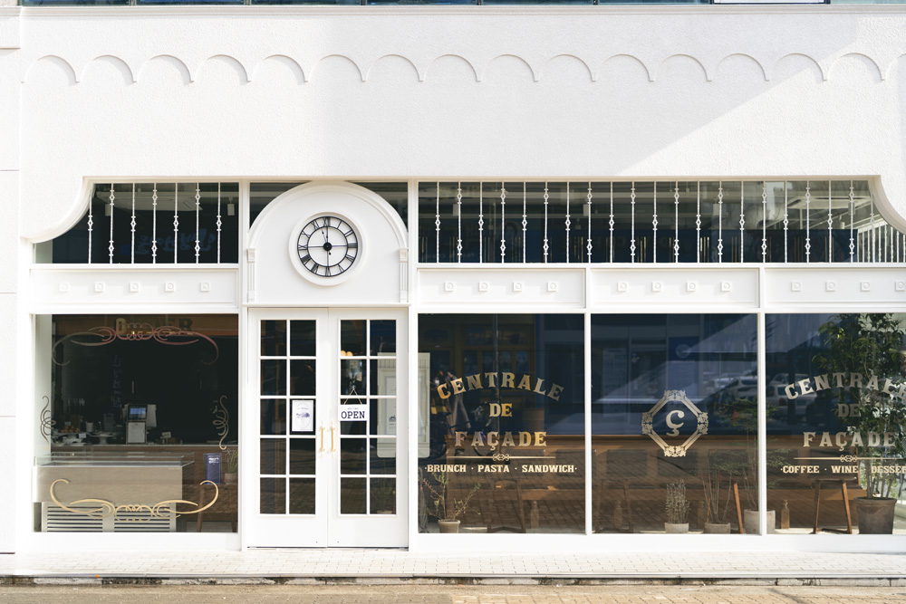 白色与木色交融，打造温馨舒适的 50 平米公寓-2