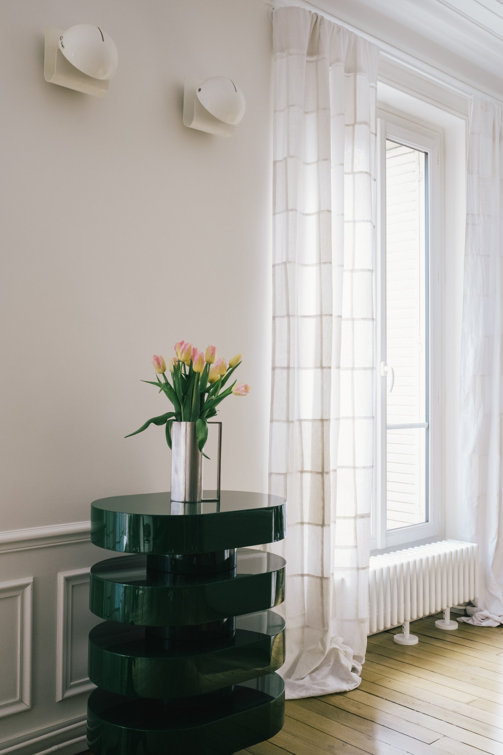 巴黎蒙马特优雅公寓的现代化改造-4