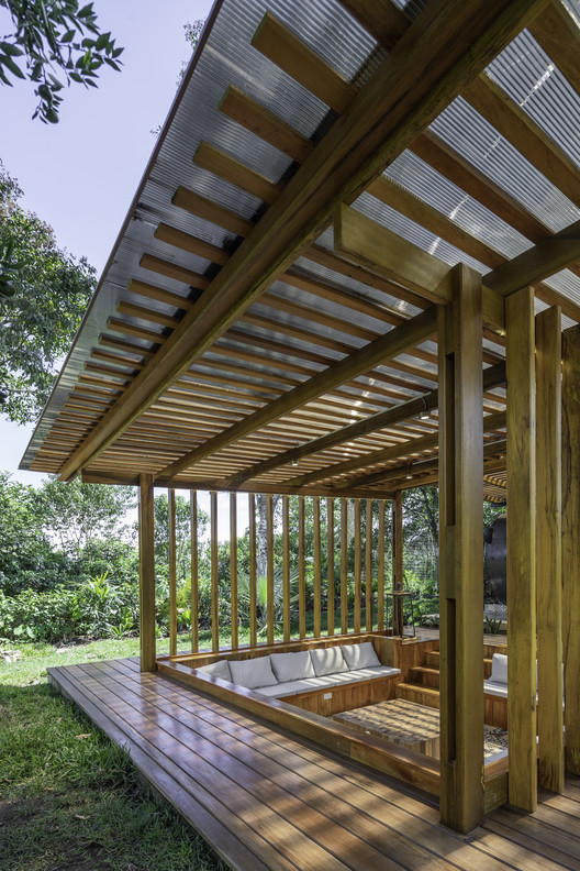 厄瓜多尔生态休闲区·废旧水塔的华丽变身丨Urdiales Estudio de Arquitectura-14