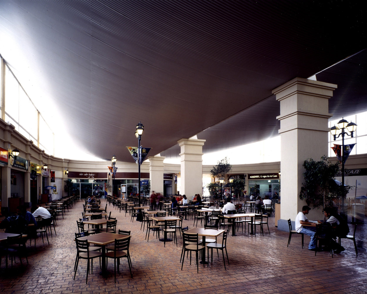 墨西哥 Centro San Miguel 购物商场设计-9