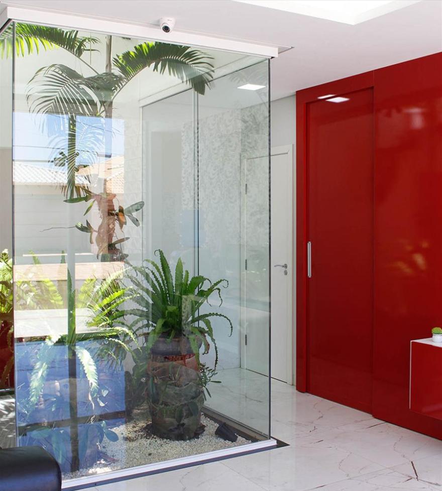 Eliane Nishimura 美容激光诊所的现代设计魅力-6