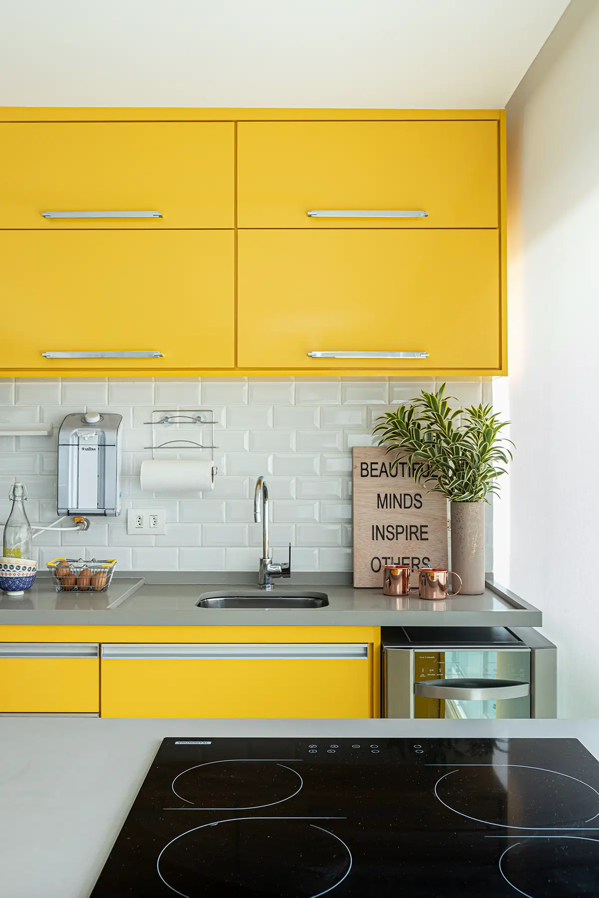 La chambre est bien dissimulée dans ce mini loft de 48m2-13