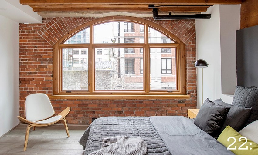 温哥华工业风百年宅 灰色调和红砖墙的完美融合-9