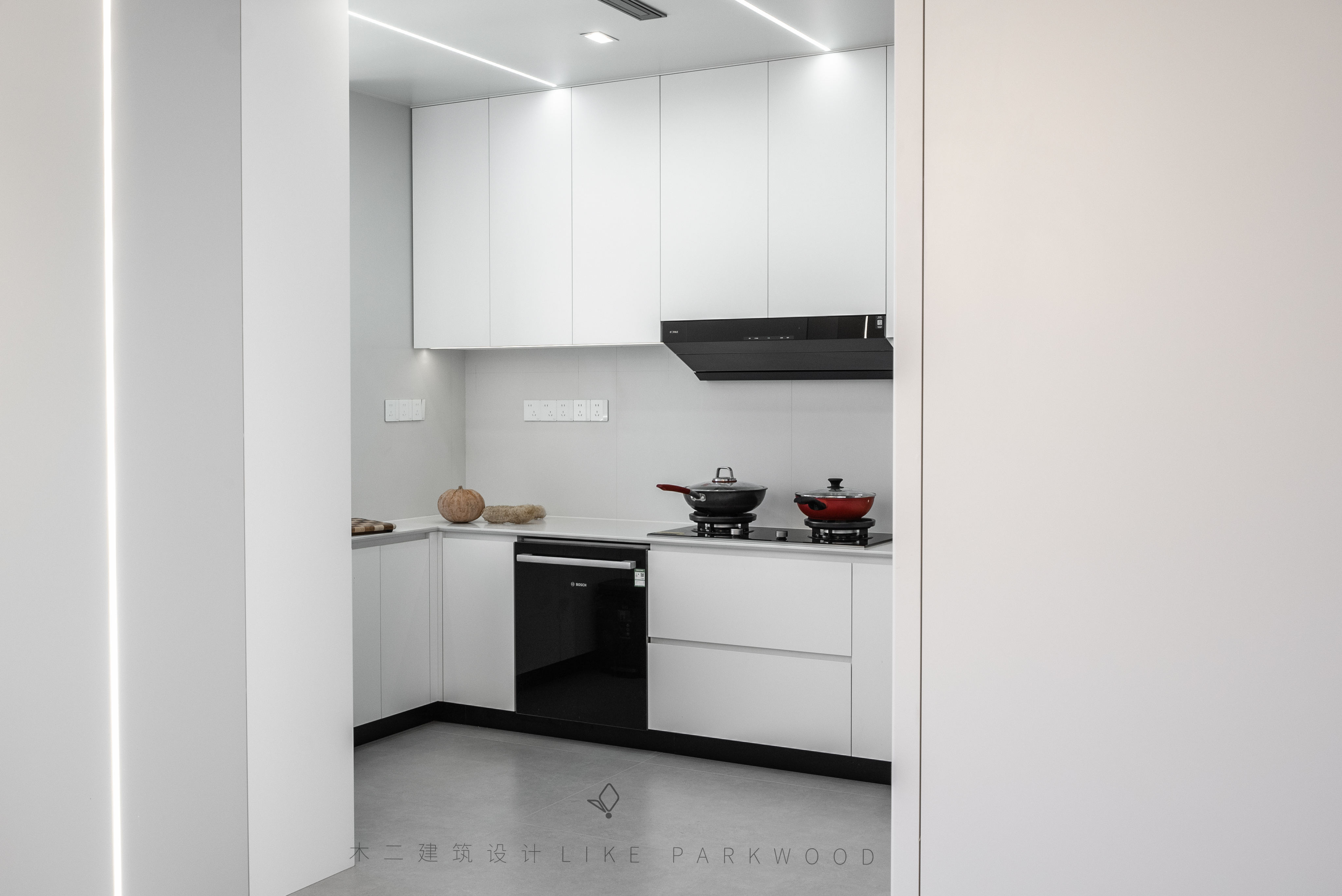 木二设计|298平极简滨江平层-12