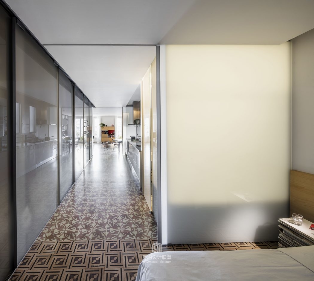 巴塞罗那：通透空间 别具一格-9