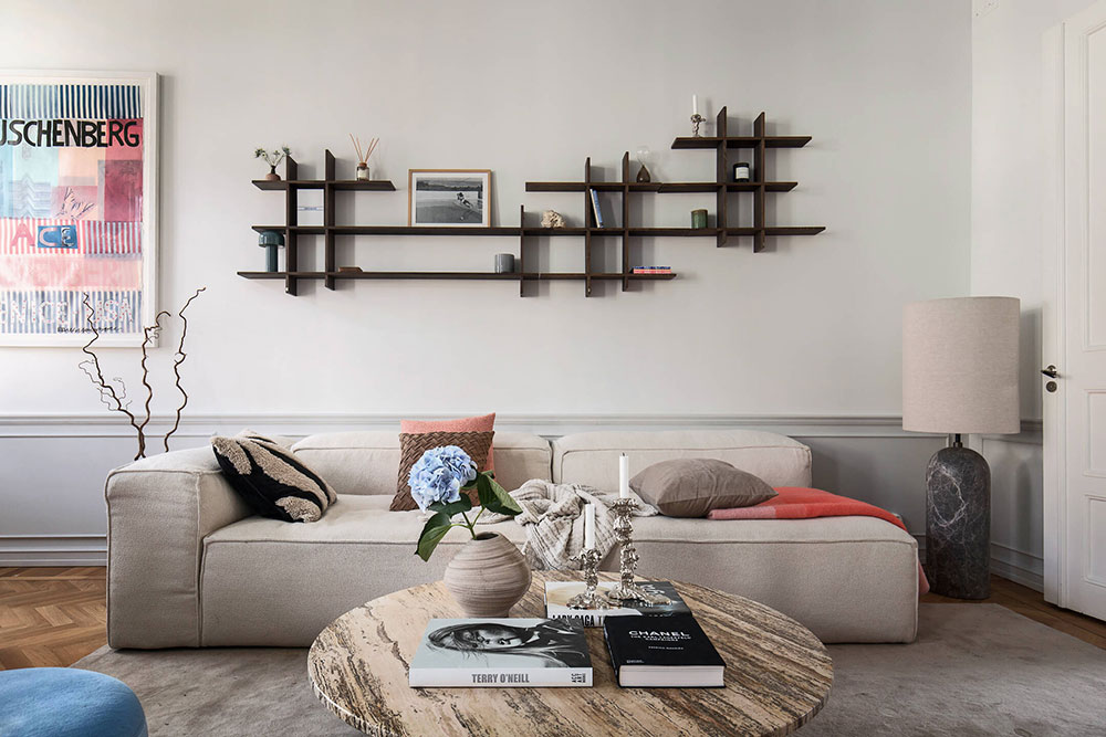 摩登斯堪的纳维亚公寓 | 彩色天花板的惊艳设计-15