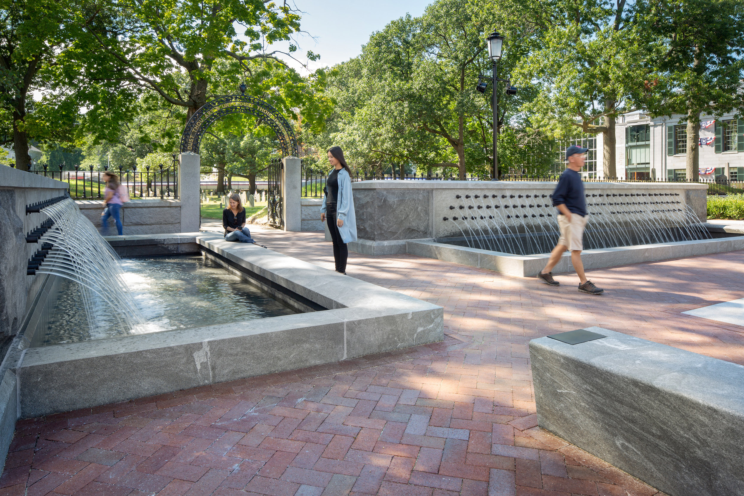 汉考克·亚当斯广场（注：Common在城市规划语境中常指公共广场、绿地等，这里根据常见情况翻译为广场，若有特定背景可按需调整） 丨美国丨Halvorson | Tighe & Bond-23