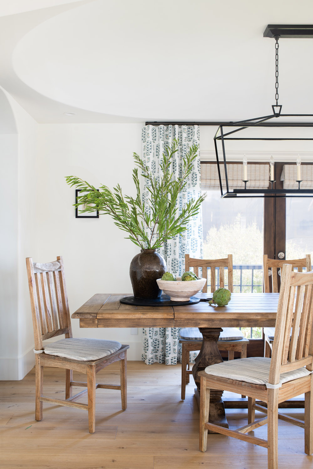 从米色到明亮的地中海风格住宅-3