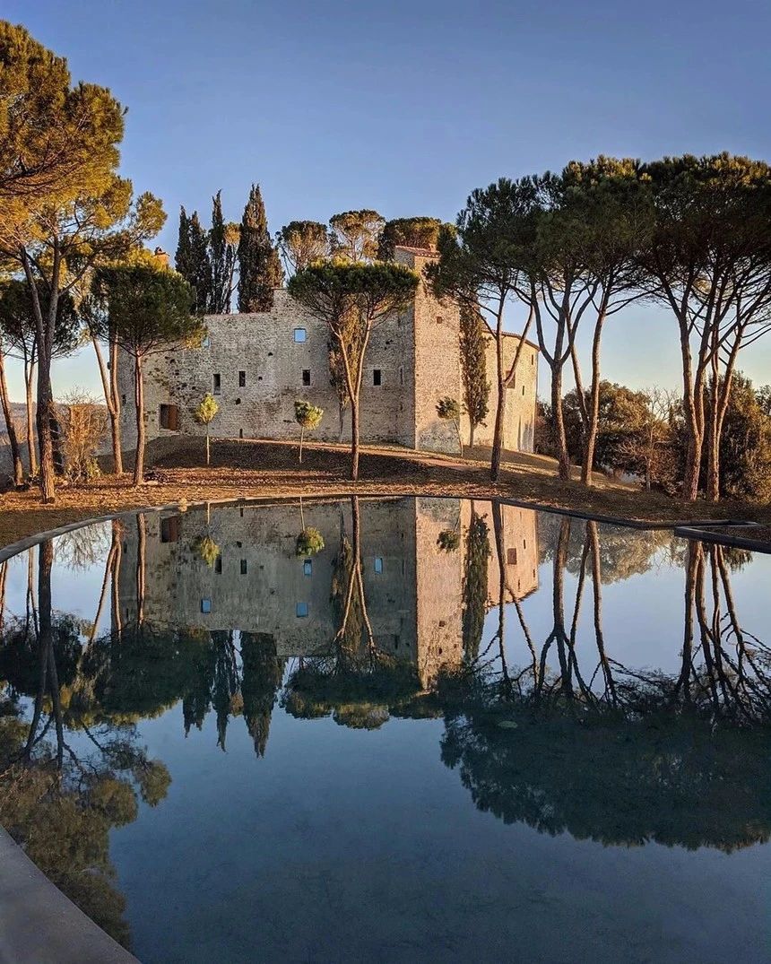 意大利千年古堡改造成奢华酒店,领略中世纪魅力-18