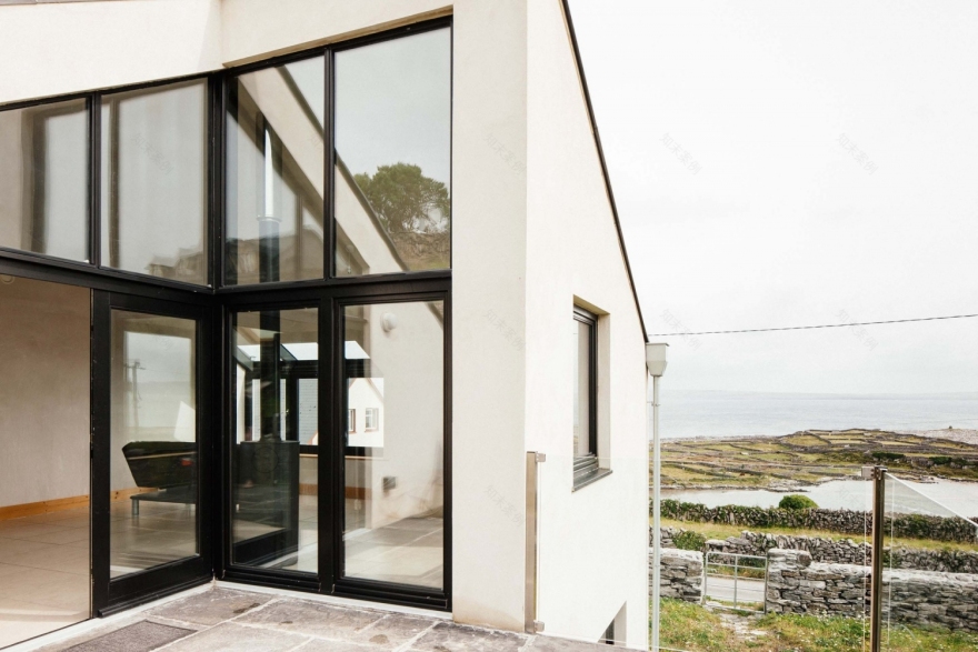 爱尔兰悬崖边上的生态寓所丨O’Neill Architecture-17