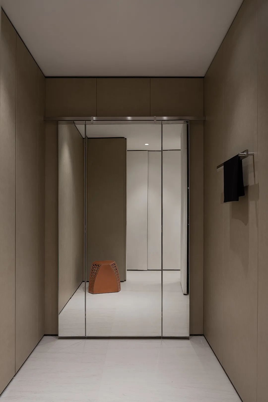 ANEST Collective · 上海新天地的意式高级成衣叙事空间丨中国上海丨水相设计-62