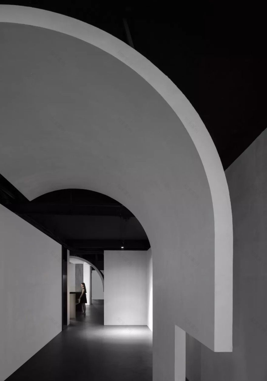 梦境边缘的生活艺术展厅-18