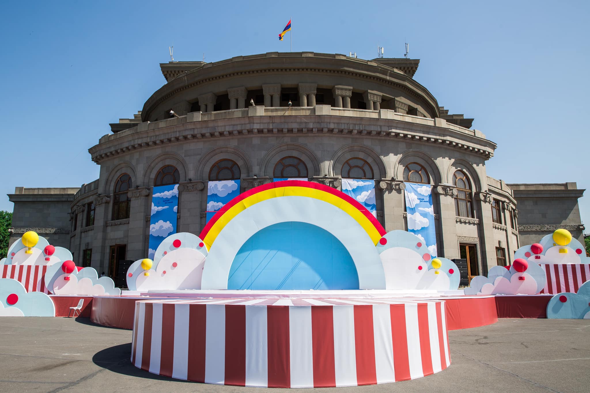 “Come to the Playground”活动布置-8