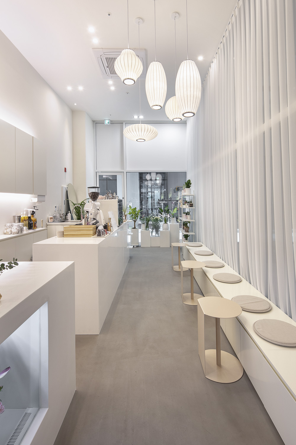 白色调的极简主义 | 20 平米的奢华室内设计-13