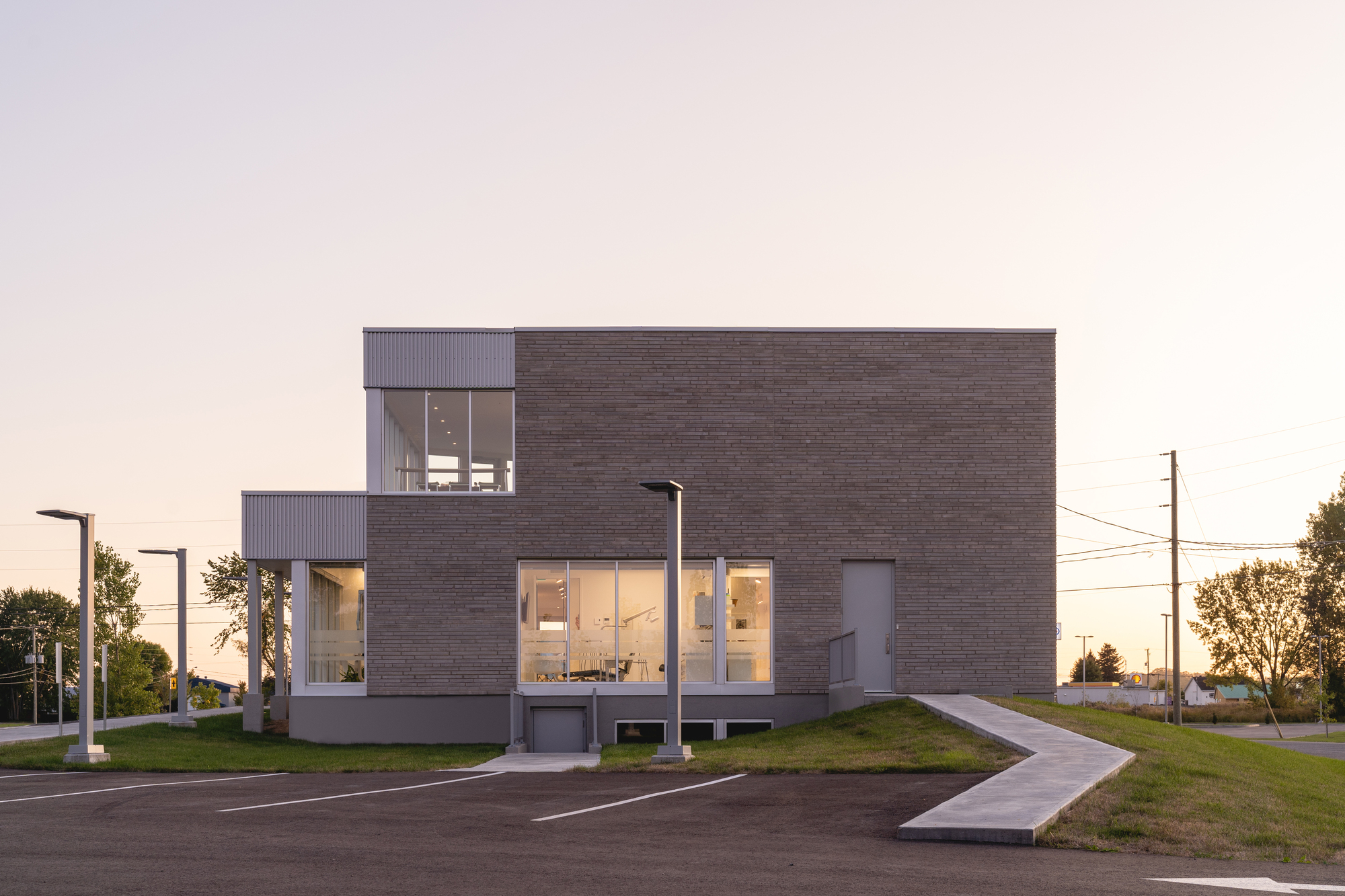 牙科诊所 HT,卡塔丨加拿大蒙特利尔丨CARTA. Architecte + Designer-14