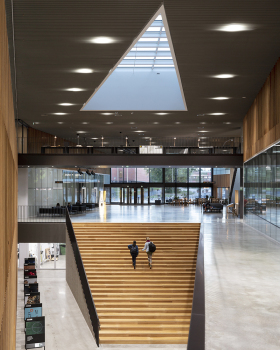 阿尔托大学 Väre 大楼