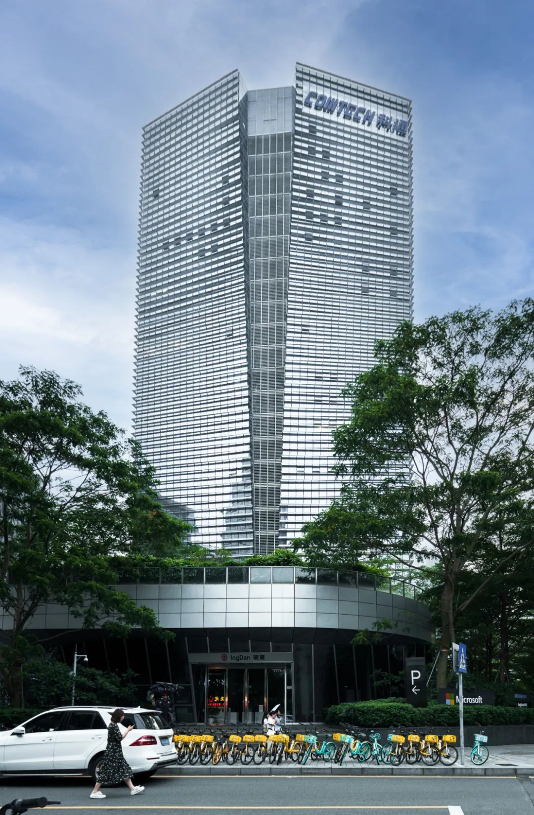 云码智能:流线型几何办丨中国广州丨冠臣设计-5